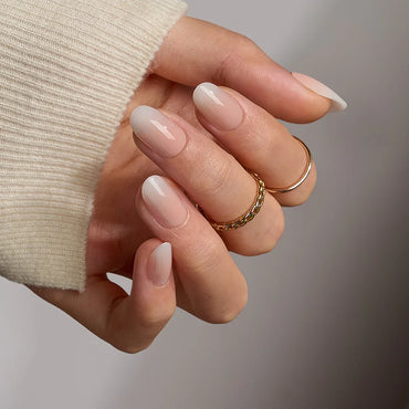 Vanilla Timeless Round Nails - Soft Gel Press On