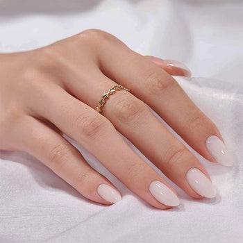 white press-on-nails manicure