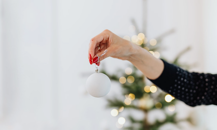 Best White French Tip Nails for the Holidays - BTArtbox Nails