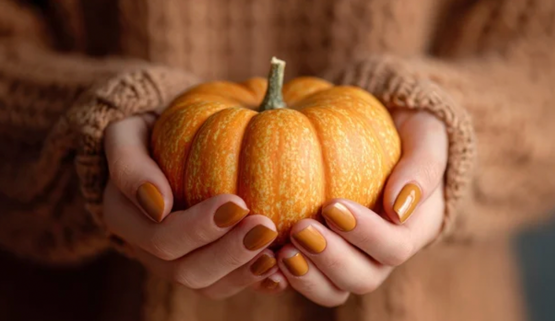 orange halloween nails