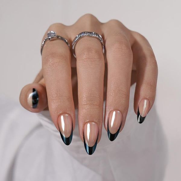Black Swan Almond Nails - Press On Nails