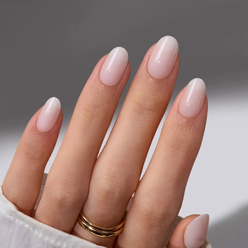 Nude Era Short Round Nails