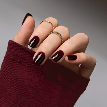 Cocoa Noir Extra Short Squoval Nails