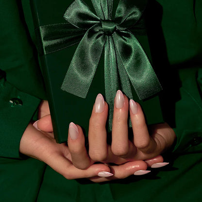 Peppermint Kiss Almond Nails - Soft Gel Press On