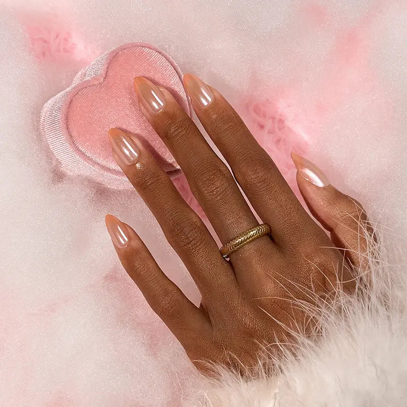 Sunlit Grace Almond Nails - XCOATPRESS