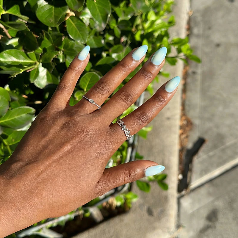 Semester Glow Almond Nails - Soft Gel Press On