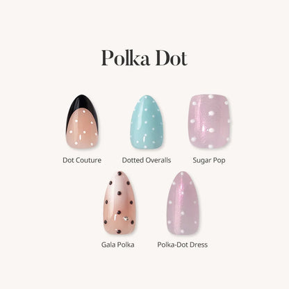 Uñas postizas con lunares