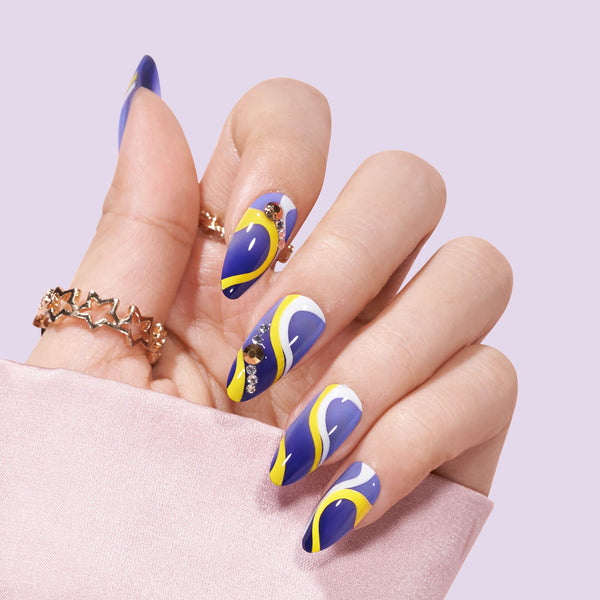 Uñas Wave Blue Almond - Presione sobre las uñas